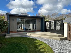 Photo 22- click for photo gallery